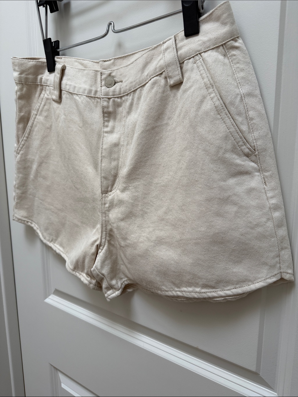 The Foxy Kind Ace High Denim Cream Shorts In Buttermilk Nwt Size Xl — image 5 of 8